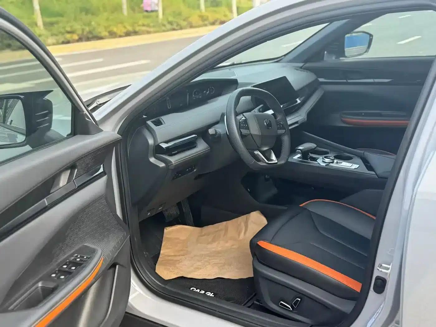 Changan UNI-V 2023 1.5T Premium Edition — миниатюра 4