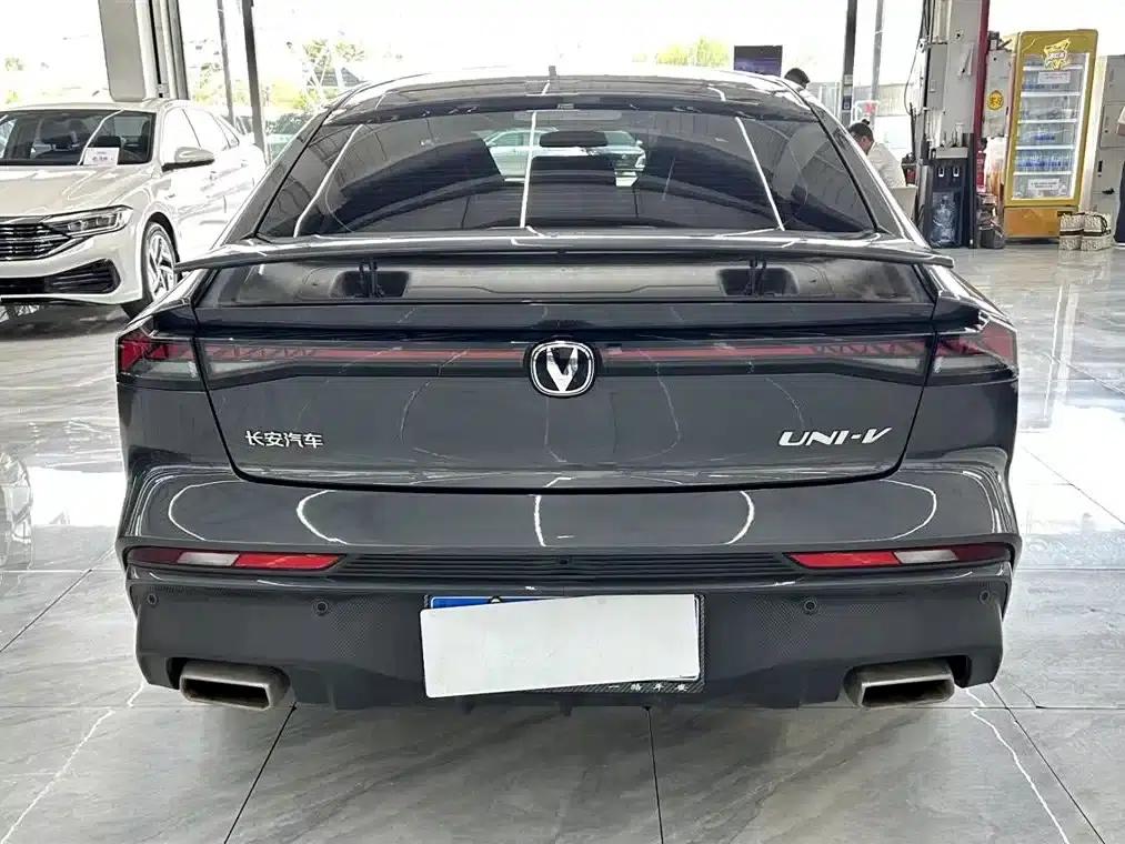 Changan UNI-V 2024 1.5T Premium Sport — миниатюра 8