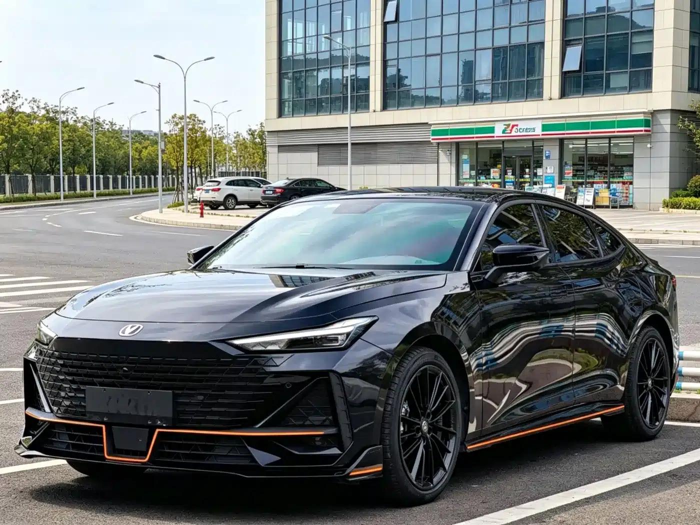Changan UNI-V 2022 1.5T Sport Edition — миниатюра 1