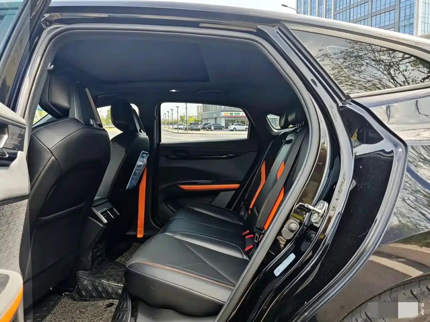 Changan UNI-V 2022 1.5T Sport Edition — миниатюра 8