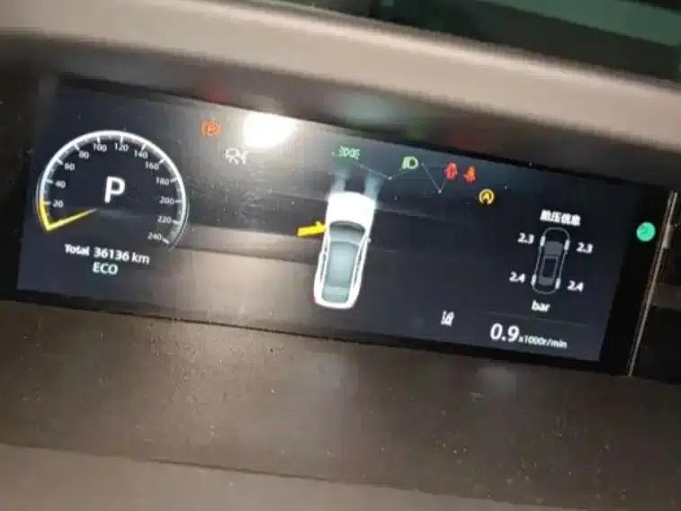 Changan UNI-V 2022 1.5T Sport Edition — миниатюра 10