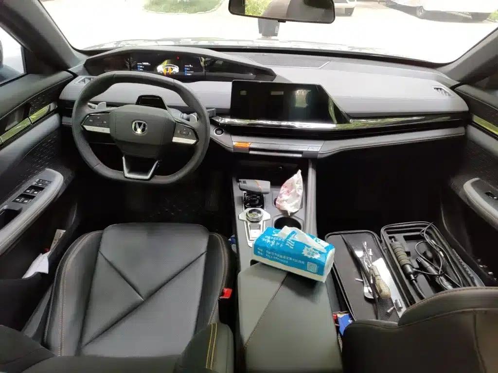 Changan UNI-V 2022 1.5T Premium Edition — миниатюра 13