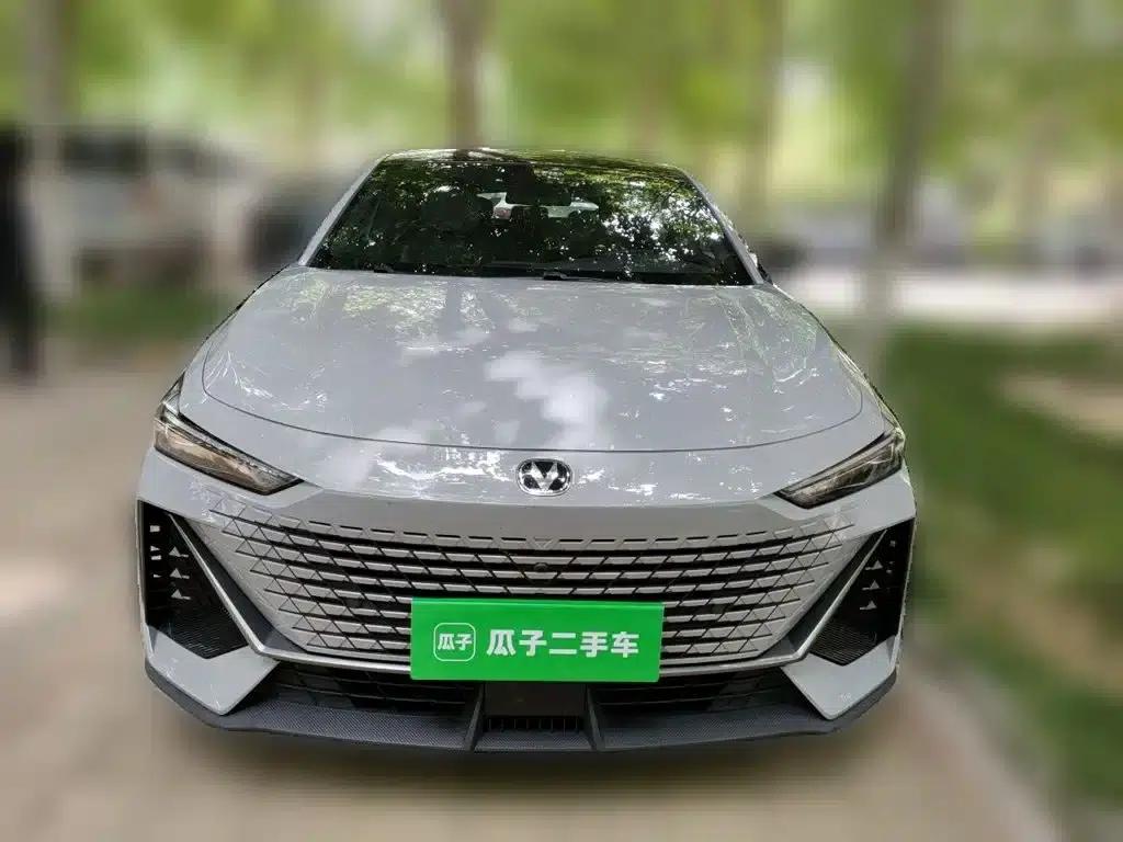 Changan UNI-V 2022 1.5T Premium Edition — миниатюра 24