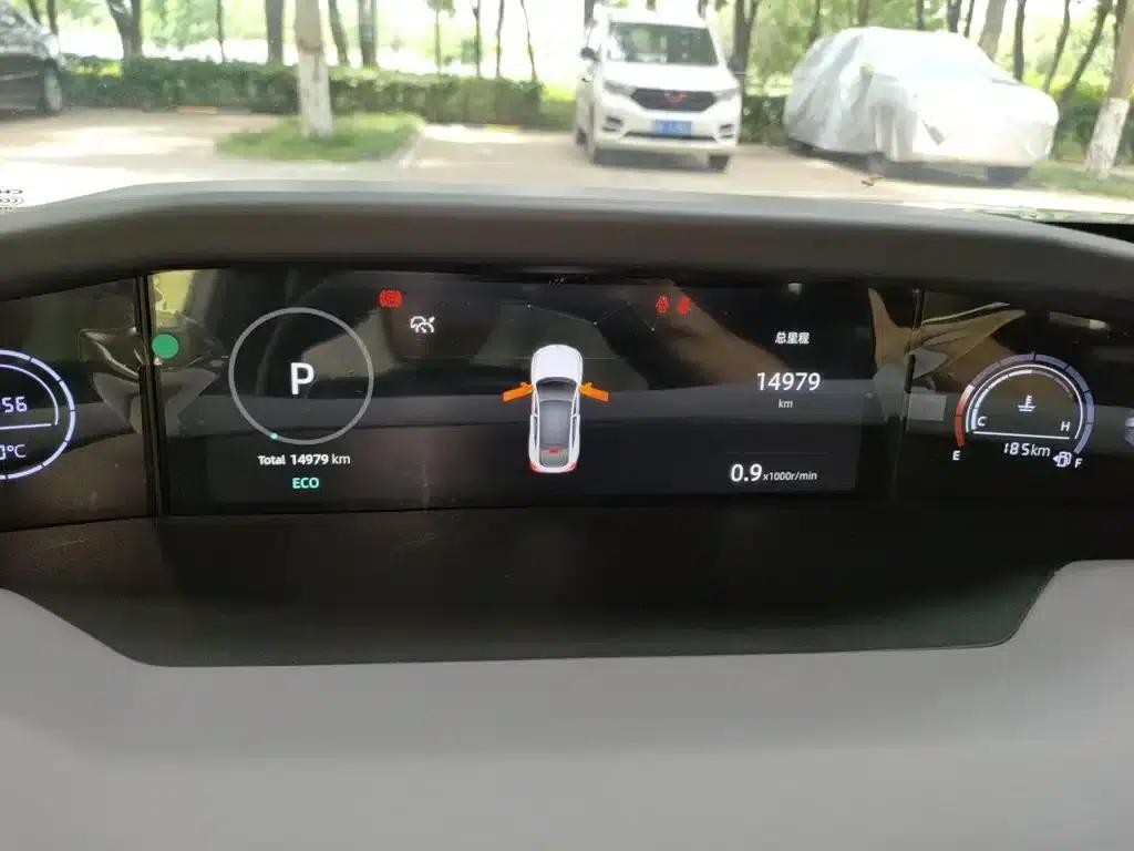 Changan UNI-V 2022 1.5T Premium Edition — миниатюра 4