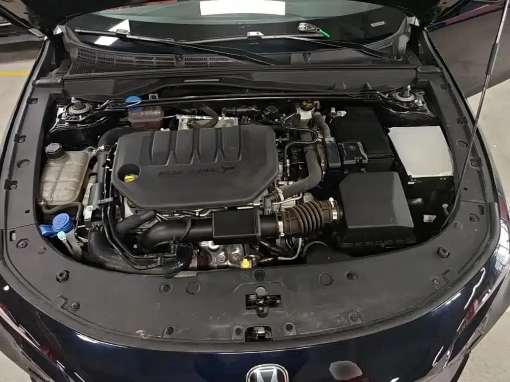 Changan UNI-V 2023 2.0T Speed Edition — миниатюра 20