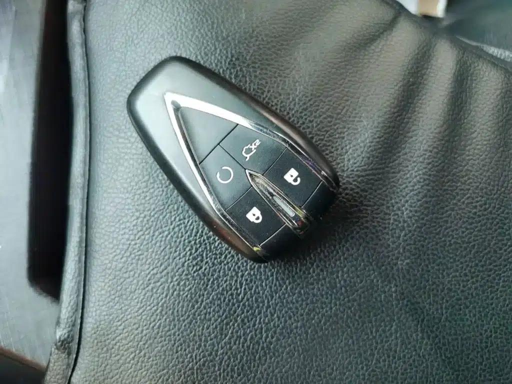 Changan UNI-V 2023 1.5T Sport Edition — миниатюра 12