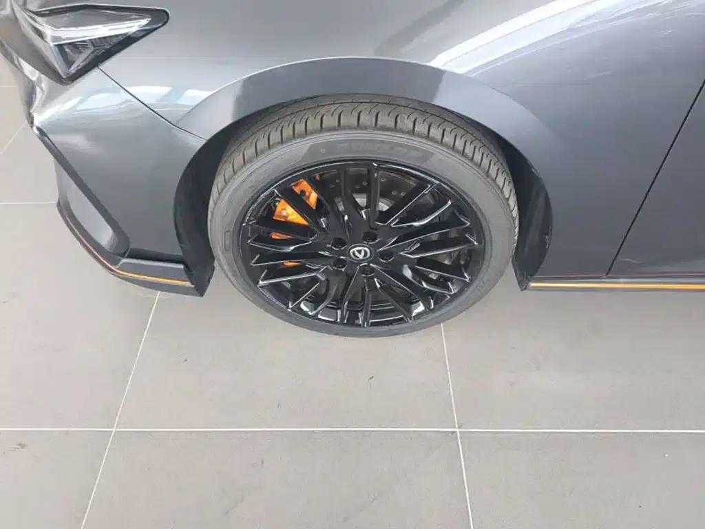 Changan UNI-V 2025 Model, Third Generation, 2.0T Sport Edition — миниатюра 23