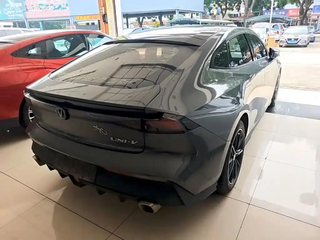 Changan UNI-V 2022 1.5T Smart Navigation Edition — миниатюра 7