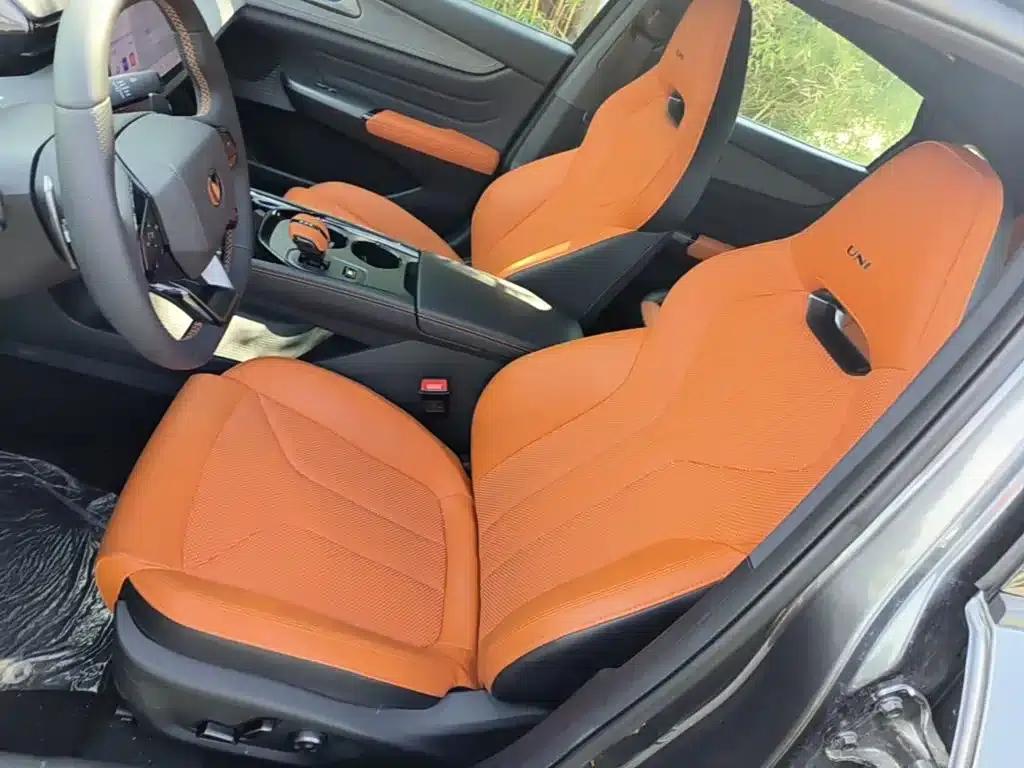 Changan UNI-V 2025 Model, Third Generation, 2.0T Sport Edition — миниатюра 15