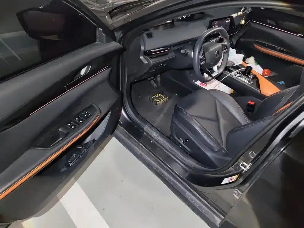 Changan UNI-V 2022 1.5T Premium Edition — миниатюра 14