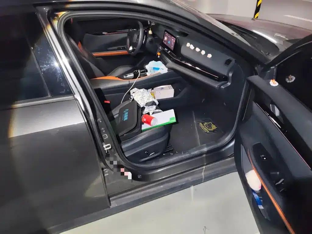 Changan UNI-V 2022 1.5T Premium Edition — миниатюра 20
