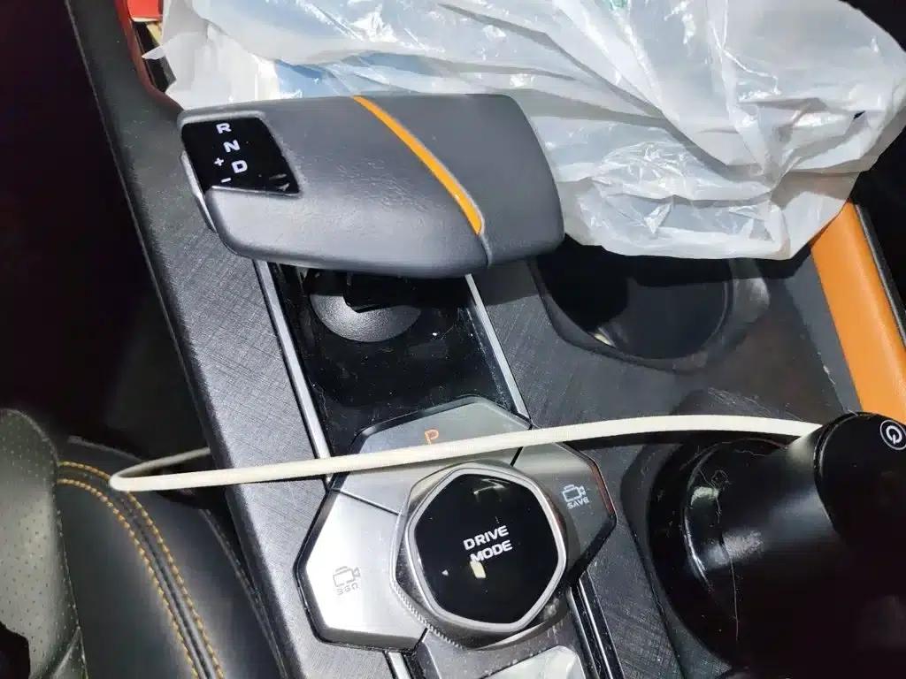 Changan UNI-V 2022 1.5T Premium Edition — миниатюра 7