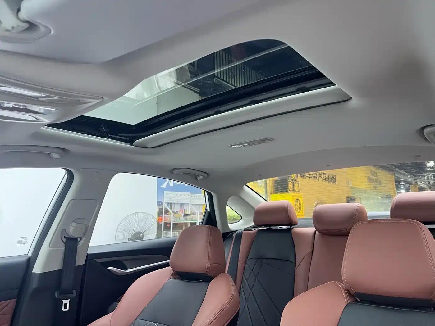 Changan Eado 2023 Enjoy Edition PLUS Blue Whale NE 1.4T GDI DCT Premium Edition — миниатюра 13