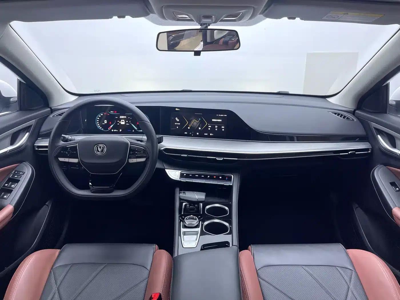 Changan Eado 2023 Enjoy Edition PLUS Blue Whale NE 1.4T GDI DCT Premium Edition — миниатюра 15