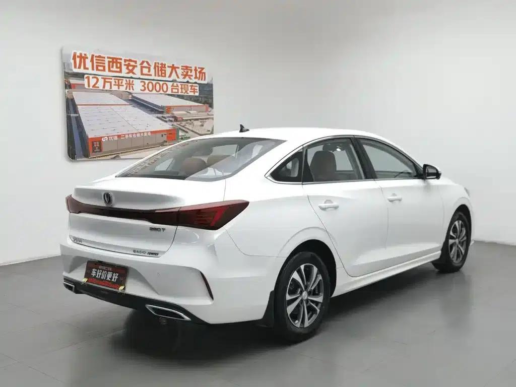 Changan Eado 2023 Enjoy Edition PLUS Blue Whale NE 1.4T GDI DCT Premium Edition — миниатюра 2