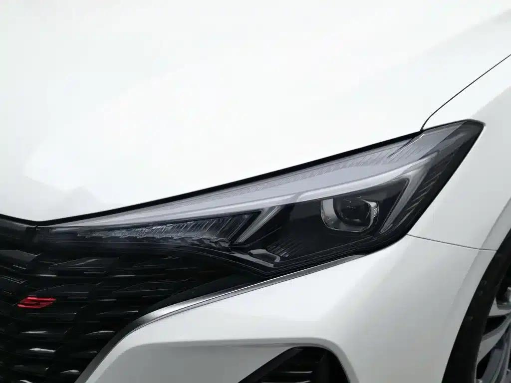 Changan Eado 2023 Enjoy Edition PLUS Blue Whale NE 1.4T GDI DCT Premium Edition — миниатюра 7