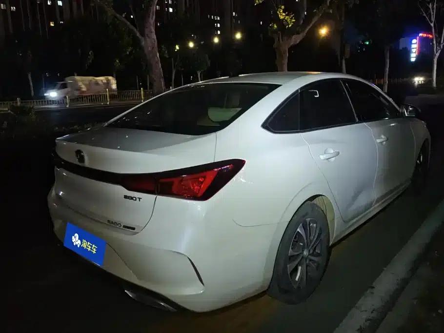 Changan Eado 2023 Enjoy Edition PLUS Blue Whale NE 1.4T GDI DCT Premium Edition — миниатюра 3