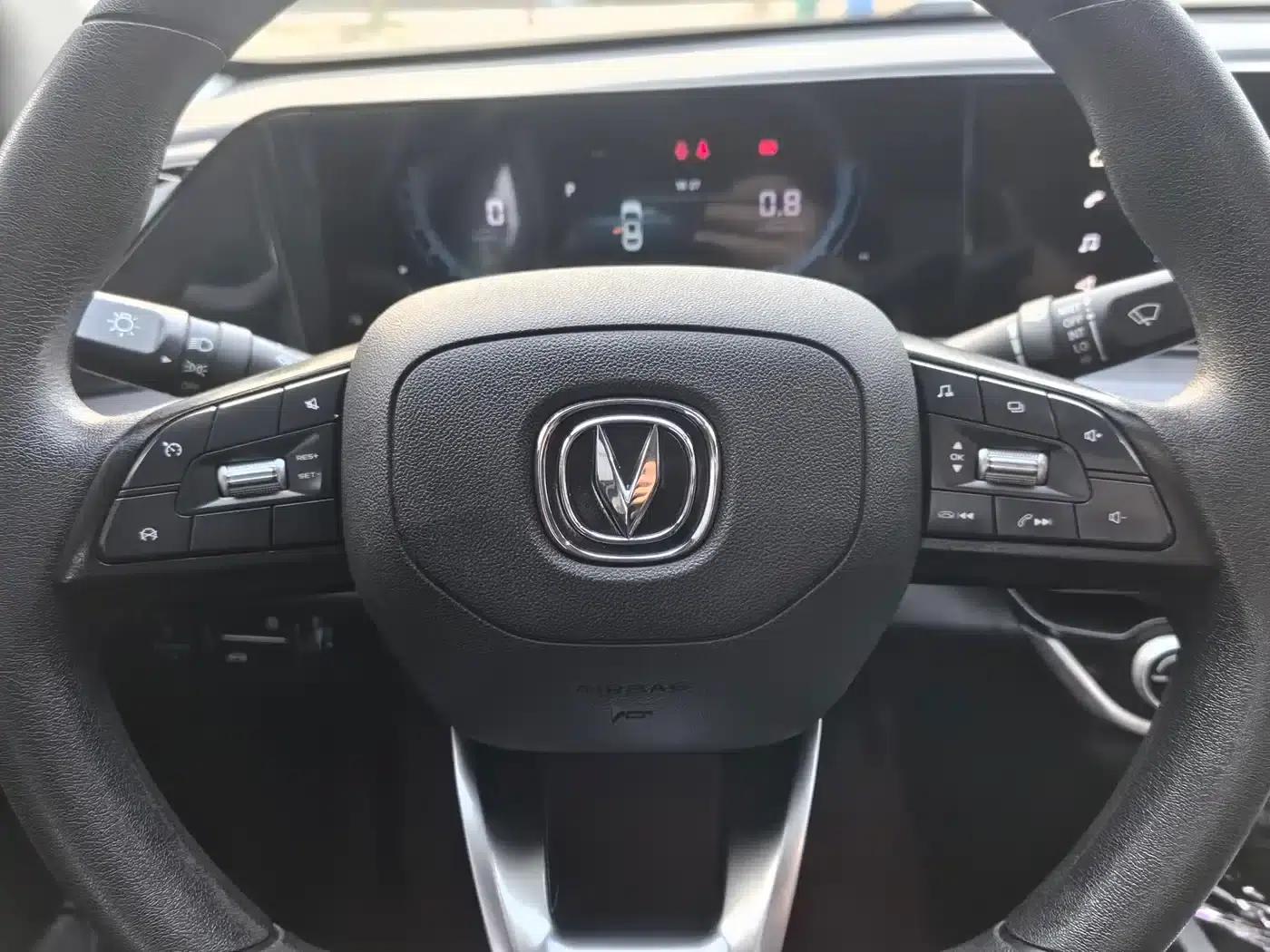 Changan Eado 2021 PLUS 1.6L GDI CVT Luxury — миниатюра 11