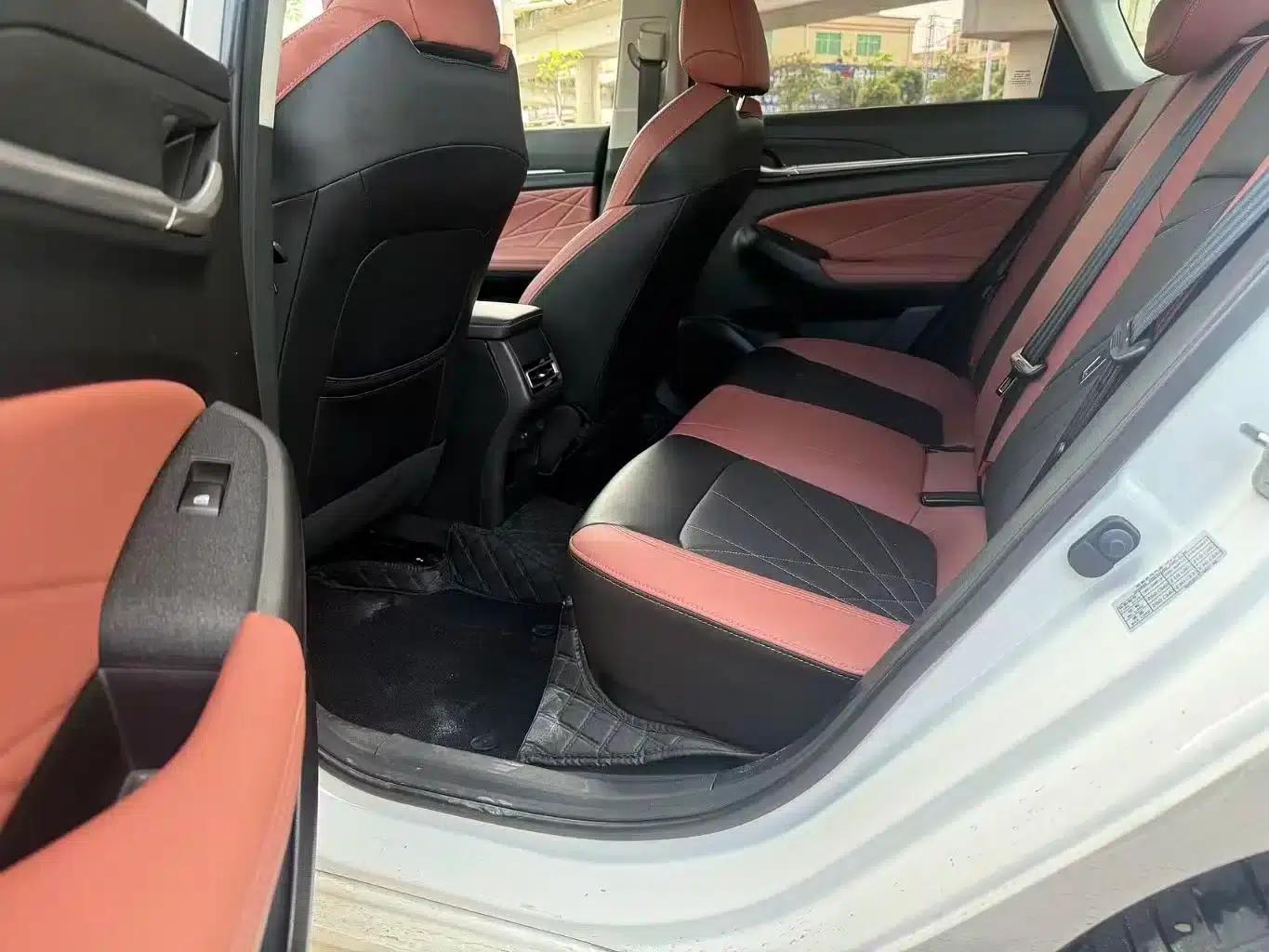 Changan Eado 2022 PLUS Blue Whale NE 1.4T GDI DCT Premium Edition — миниатюра 5