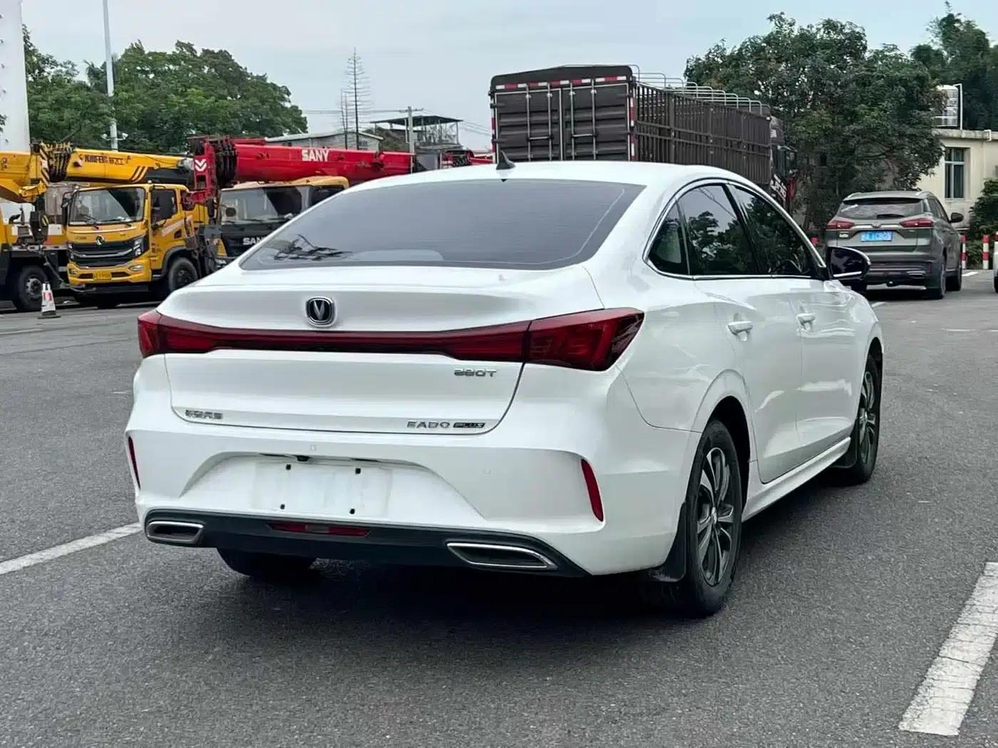 Changan Eado 2021 PLUS 1.6L GDI CVT Elite — миниатюра 7