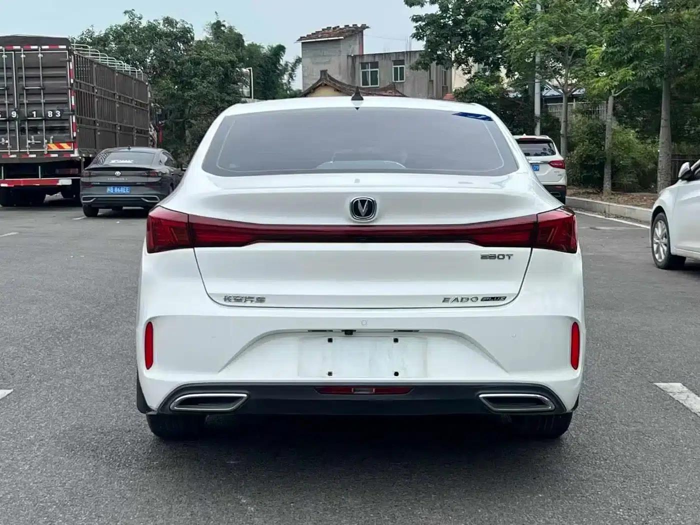 Changan Eado 2021 PLUS 1.6L GDI CVT Elite — миниатюра 8