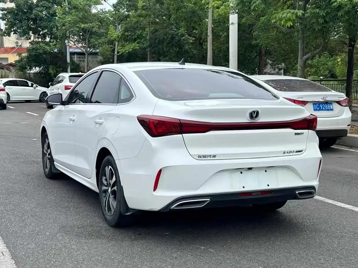 Changan Eado 2021 PLUS 1.6L GDI CVT Elite — миниатюра 9