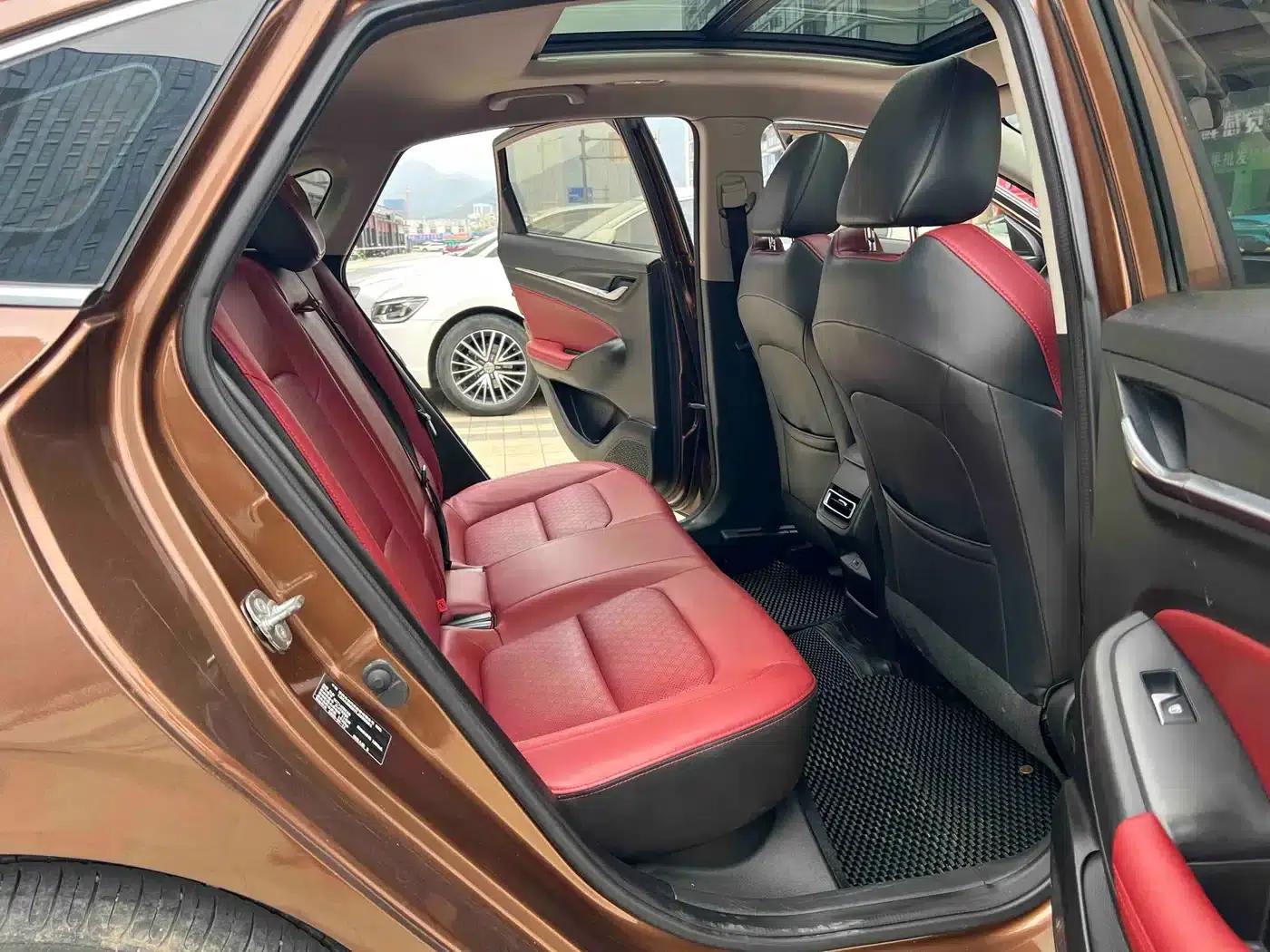 Changan Eado 2020 PLUS Blue Whale NE 1.4T GDI DCT Flagship Edition — миниатюра 13