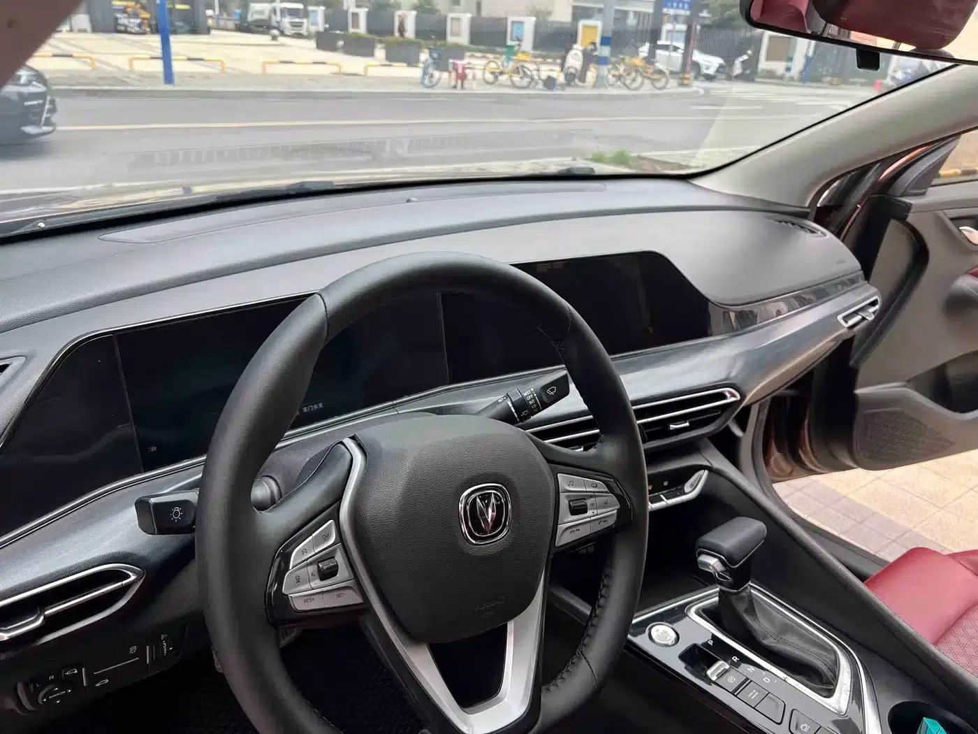 Changan Eado 2020 PLUS Blue Whale NE 1.4T GDI DCT Flagship Edition — миниатюра 10