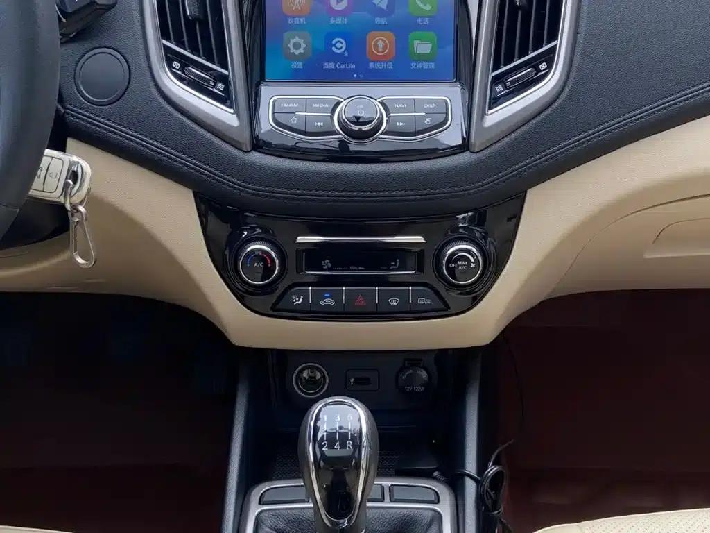 Changan Eado 2016 1.6L Manual Fashion Edition — миниатюра 11