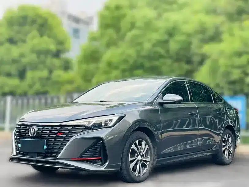 Changan Eado 2022 PLUS Blue Whale NE 1.4T GDI DCT Premium Edition — миниатюра 1