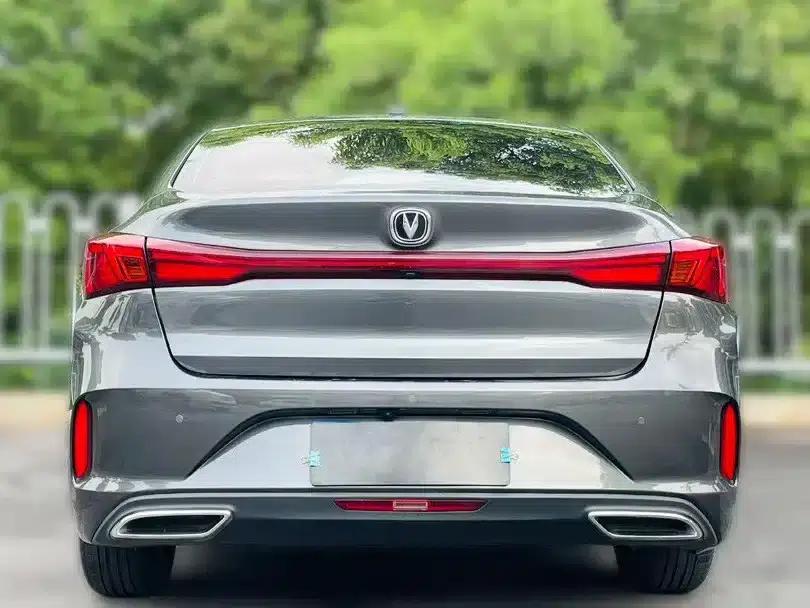 Changan Eado 2022 PLUS Blue Whale NE 1.4T GDI DCT Premium Edition — миниатюра 9