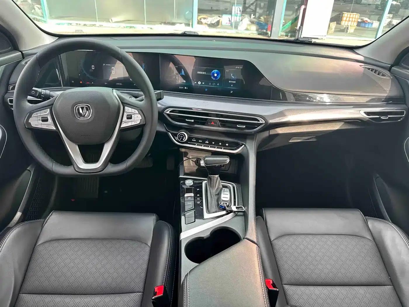 Changan Eado 2022 PLUS Blue Whale NE 1.4T GDI DCT Premium Edition — миниатюра 9