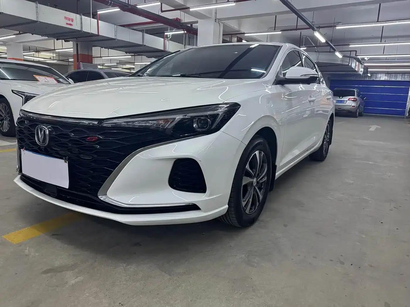 Changan Eado 2021 PLUS Blue Whale NE 1.4T GDI DCT Flagship Edition — миниатюра 1