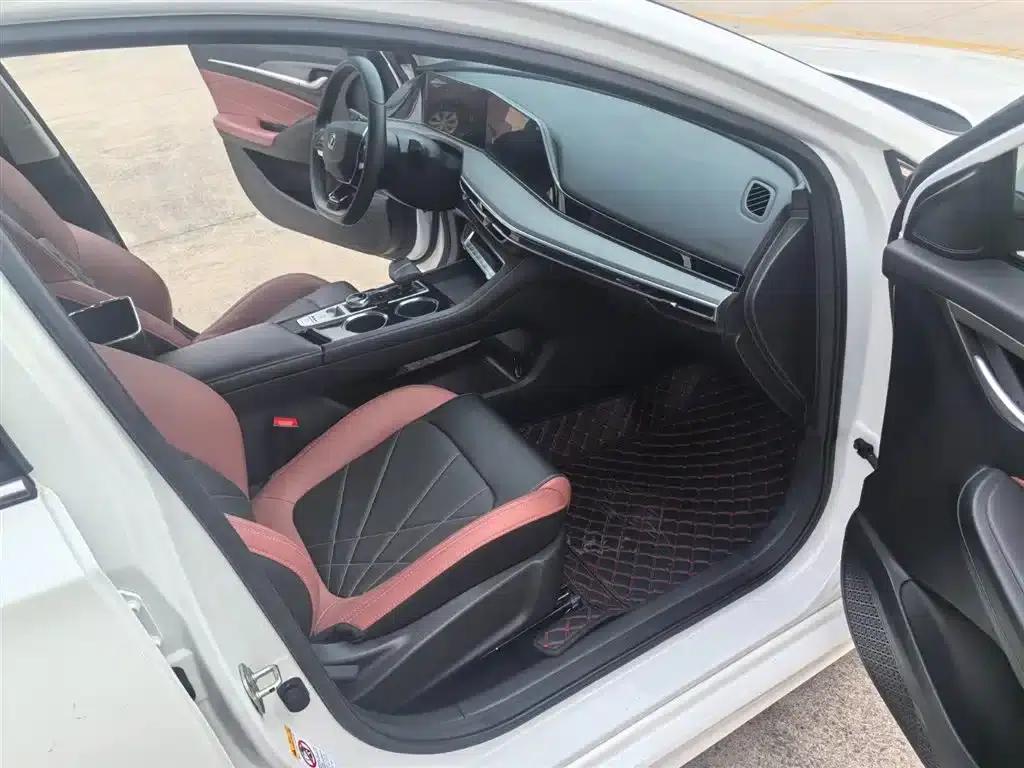 Changan Eado 2022 PLUS Blue Whale NE 1.4T GDI DCT Flagship Edition — миниатюра 6