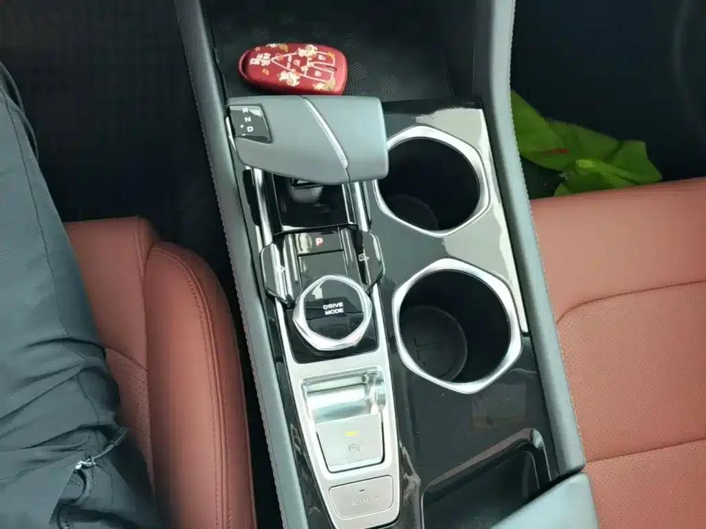 Changan Eado 2025 PLUS 1.4T Dual-Clutch High-Performance Edition — миниатюра 14