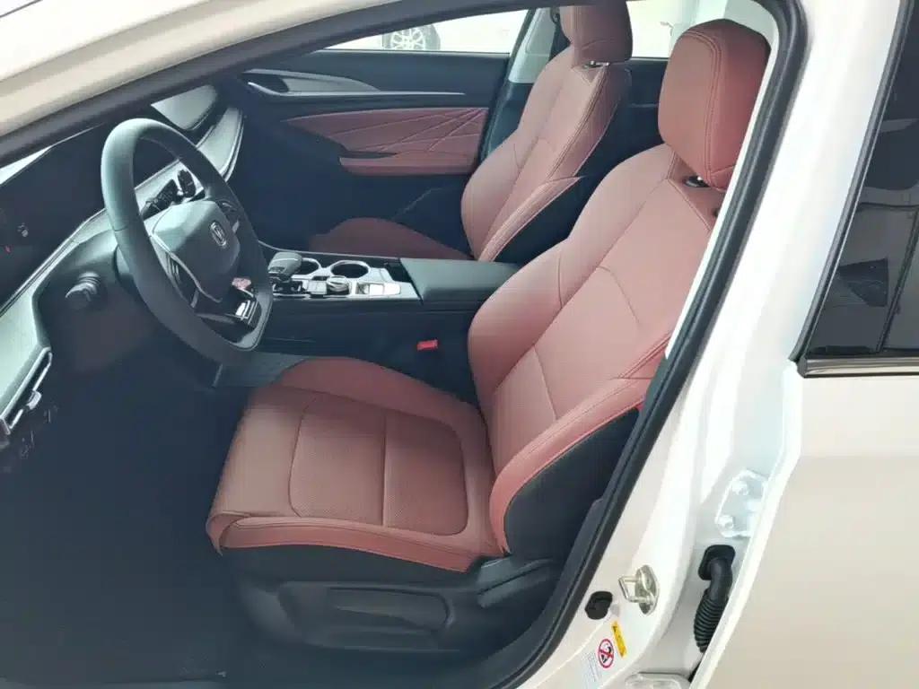 Changan Eado 2025 PLUS 1.4T Dual-Clutch High-Performance Edition — миниатюра 15