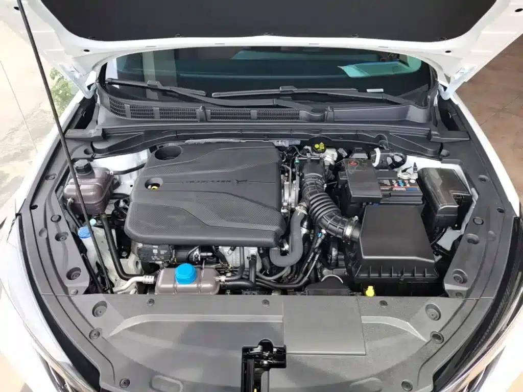 Changan Eado 2025 PLUS 1.4T Dual-Clutch High-Performance Edition — миниатюра 20