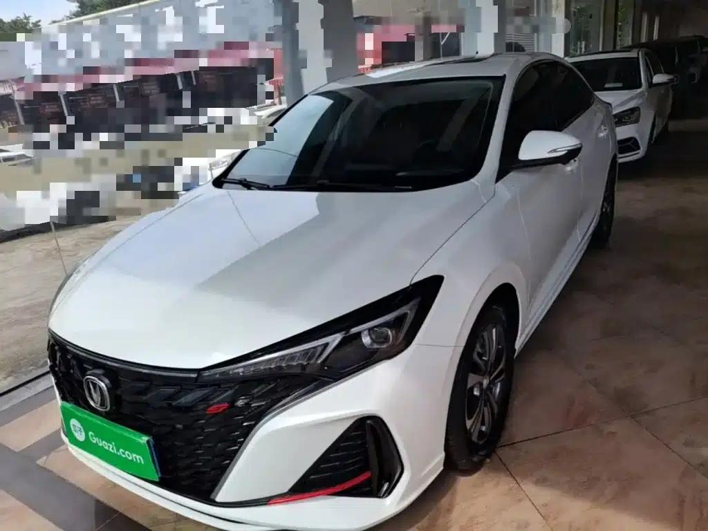 Changan Eado 2025 PLUS 1.4T Dual-Clutch High-Performance Edition — миниатюра 3