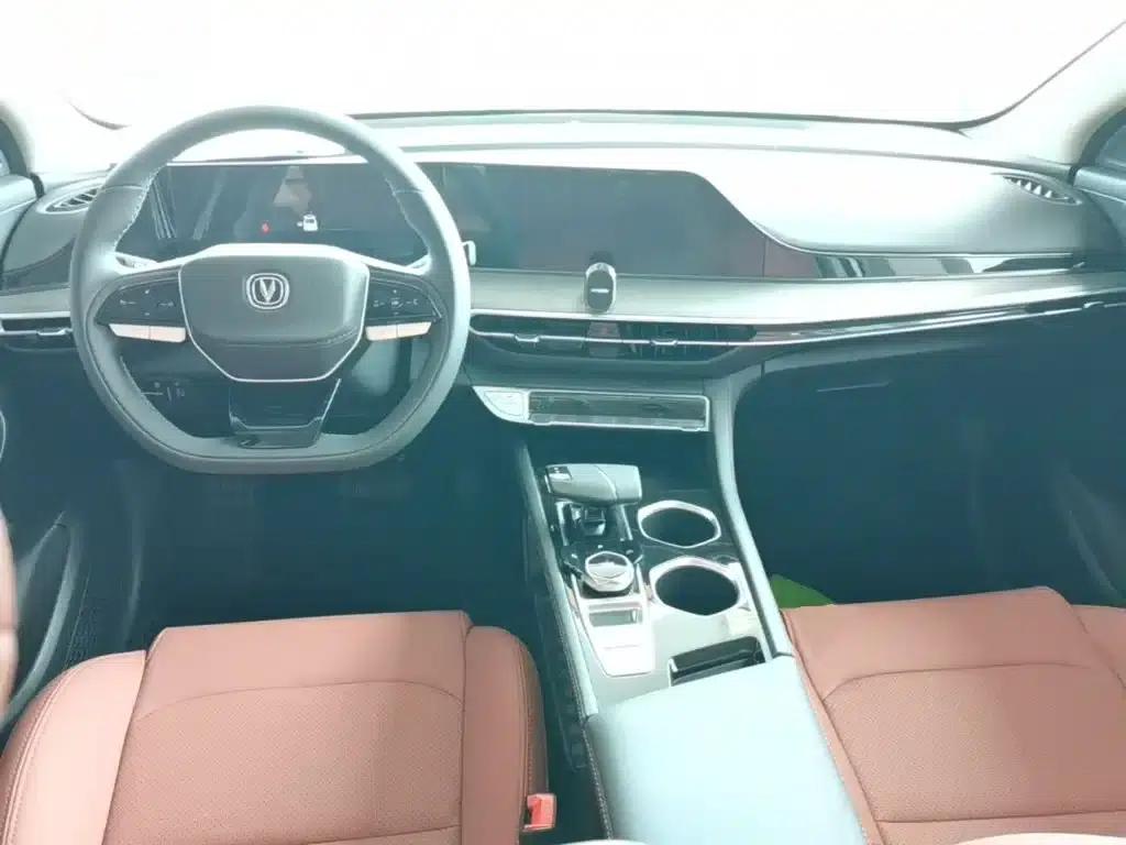 Changan Eado 2025 PLUS 1.4T Dual-Clutch High-Performance Edition — миниатюра 10