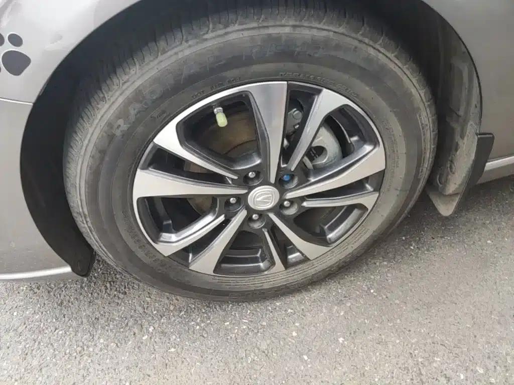 Changan Eado 2021 PLUS Blue Whale NE 1.4T GDI DCT Premium Edition — миниатюра 23