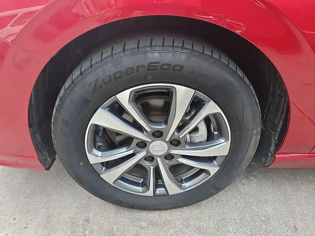 Changan Eado 2023 Enjoy Edition PLUS Blue Whale NE 1.4T GDI DCT Premium Edition — миниатюра 23