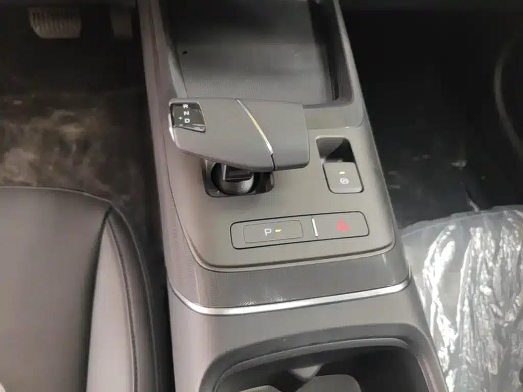 Changan Eado 2025 Blue Whale 1.5T 500Bar Premium Edition — миниатюра 14