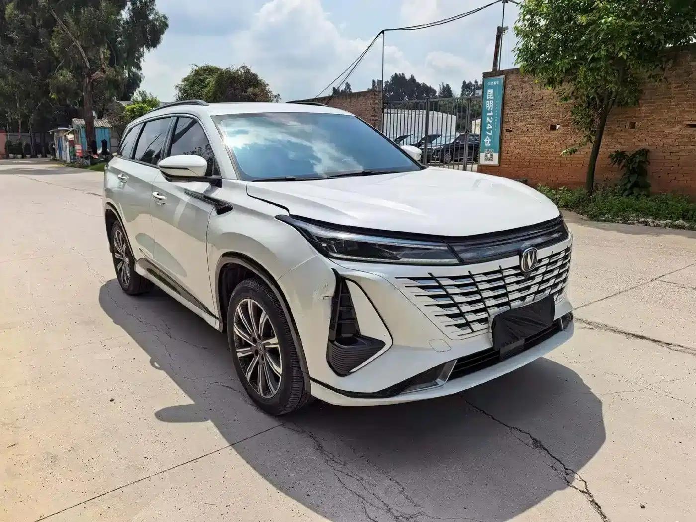 Changan CS75PLUS 2023 Model, Third Generation, 1.5T Automatic Luxury Edition — миниатюра 3