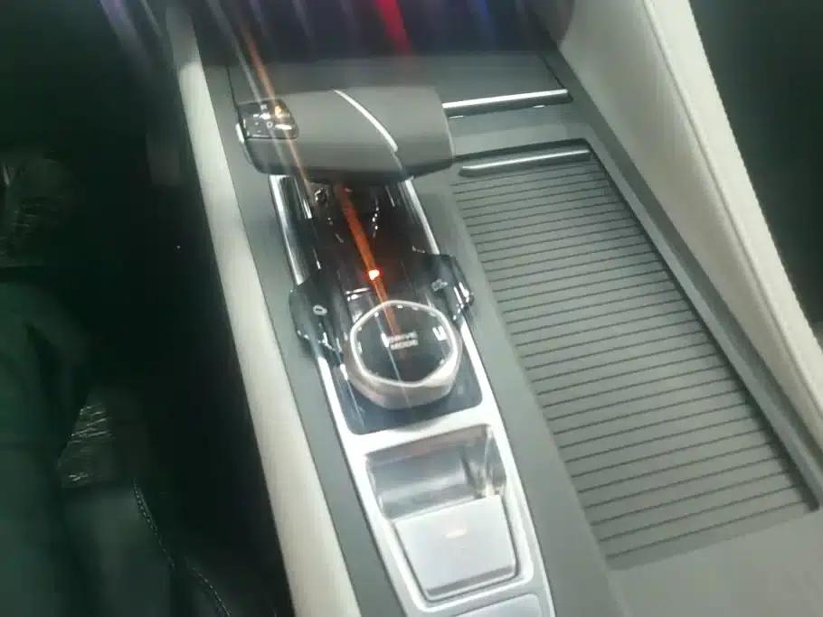 Changan CS75PLUS 2024 Model, Third Generation, Champion Edition, 1.5T Intelligent Driving and Sporty Type — миниатюра 16