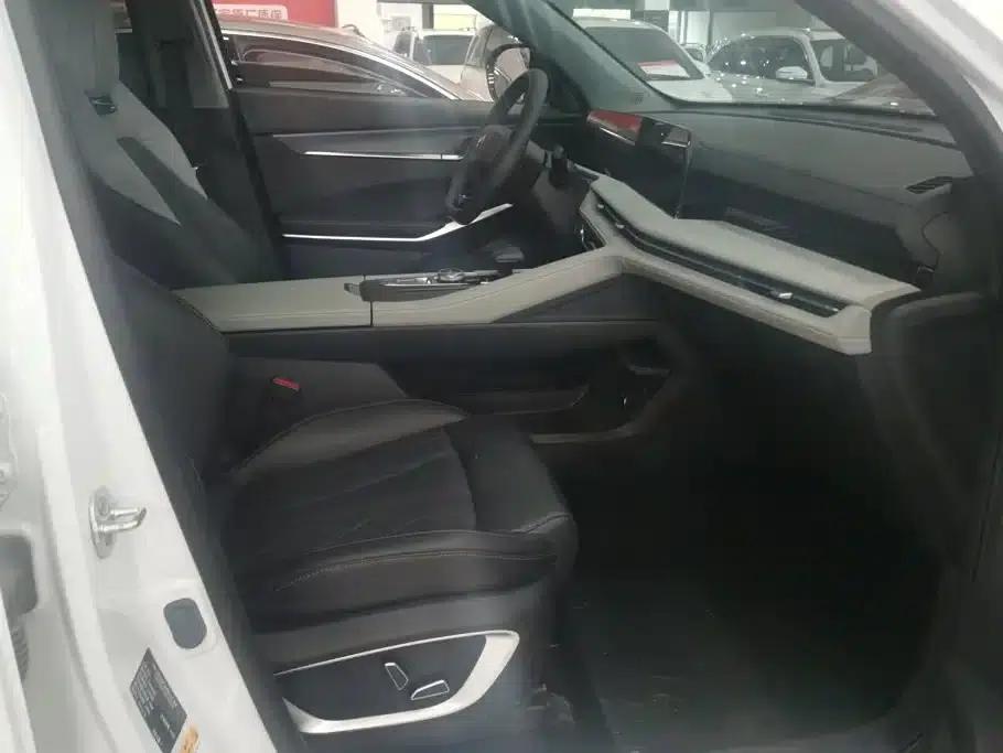 Changan CS75PLUS 2024 Model, Third Generation, Champion Edition, 1.5T Intelligent Driving and Sporty Type — миниатюра 8