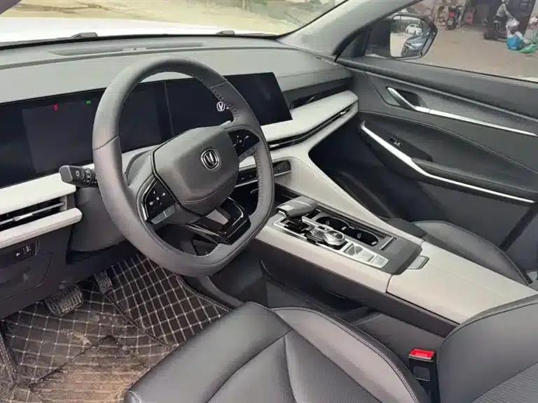 Changan CS75PLUS 2023 Model, Third Generation, 1.5T Automatic Luxury Edition — миниатюра 3
