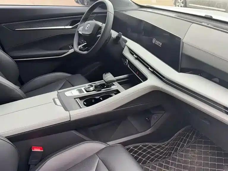Changan CS75PLUS 2023 Model, Third Generation, 1.5T Automatic Luxury Edition — миниатюра 5