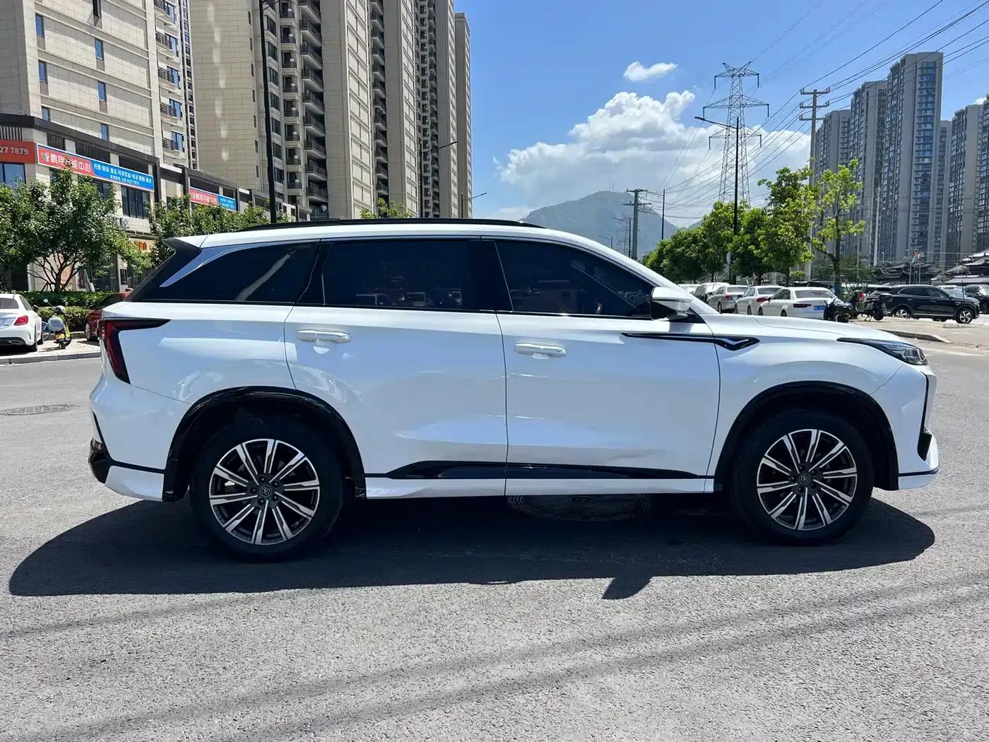 Changan CS75PLUS 2023 Model, Third Generation, 1.5T Automatic Premium Edition — миниатюра 8