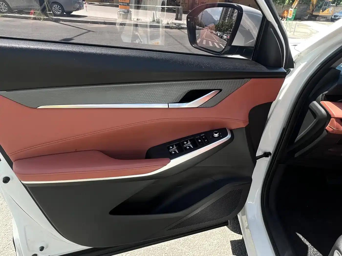 Changan CS75PLUS 2023 Model, Third Generation, 1.5T Automatic Premium Edition — миниатюра 9