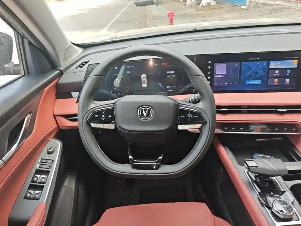 Changan CS75PLUS 2024 Model, Third Generation, Champion Edition, 1.5T Intelligent Driving and Sporty Type — миниатюра 11